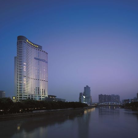 Shangri-La Ningbo - The Three Rivers Intersection Hotel Eksteriør billede